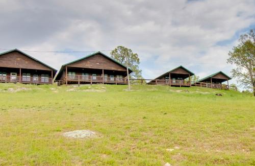 Mountain View House | Cabin Getaway in Mountain View with Porch and Grill