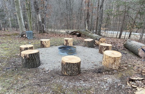 Rockbridge Cottage | Cabin. Hocking county ,private , secluded. Family, Friends.