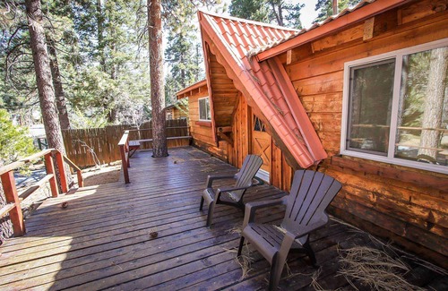Fawnskin Cabin | Cabin Idle Ours-933 by Big Bear Vacations