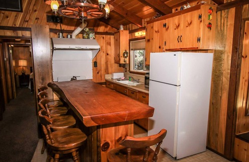 Fawnskin Cabin | Cabin Idle Ours-933 by Big Bear Vacations