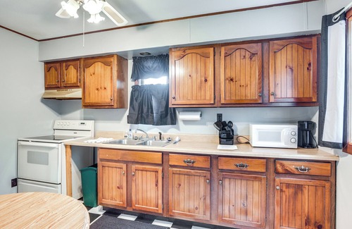 Boulder Junction Cabin | Cabin in Boulder Junction w/Fire Pit + Deck!