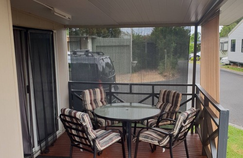 Dromana Cabin | Cabin in Dromana Holiday Village - Sleeps 7
