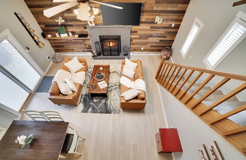 Tobyhanna Cabin | Cabin in the heart of Poconos! A Pocono Bliss! Close to Kalahari and Camelback
