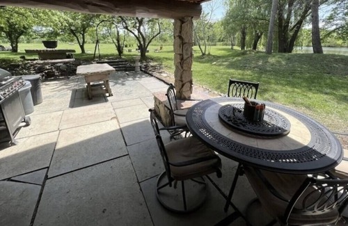Madison Cabin | Cabin in the vineyards. Very private!