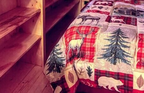 Hope Cabin | Cabin in the woods. Relax, unwind, unplug.