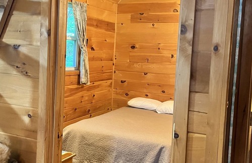 The Forks Cabin | Cabin in West Forks Maine -white water Rafting, ATV & Snowmobile trails on site