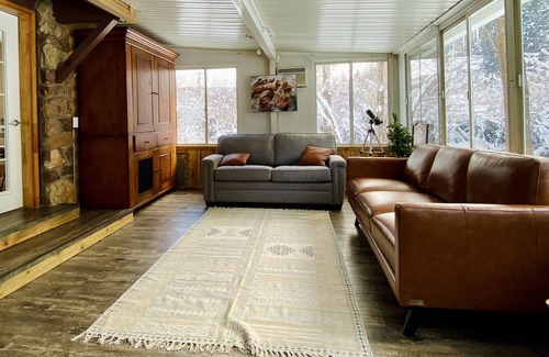 Kamas House | Cabin on a creek with sauna and snowshoes-Near Park City and Uinta Forest