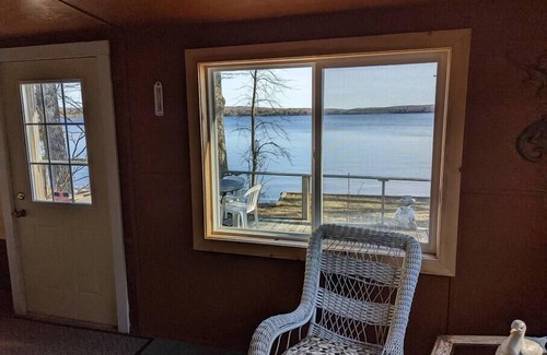 Au Train Cabin | Cabin on Au Train Lake in the Upper Peninsula