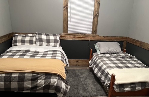 Montello Cabin | Cabin on Lake Puckaway!!