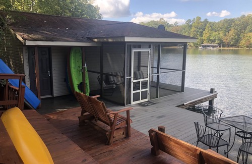 Mineral Cabin | Cabin on the Cove perfect family getaway with a year around hot tub!
