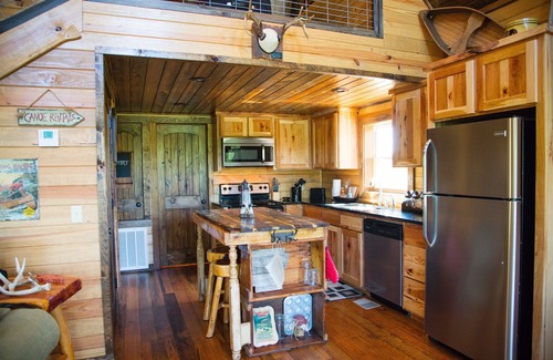 Glenwood Cabin | Cabin on Water!GORGEOUS! Best property on the Caddo River In Glenwood Arkansas!