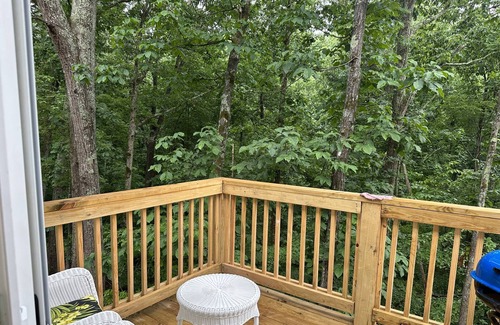 Wildwood Cabin | Cabin-Private deck-View of woods-15 mins to Chattanooga-Hiking-Additional cabins for larger groups