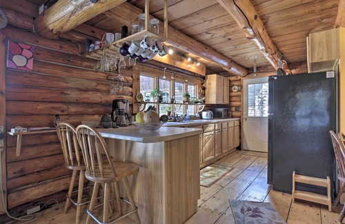 Henniker Cabin | Cabin: Private Hot Tub, Walk to Pats Peak Ski Area