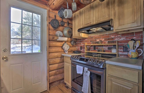 Henniker Cabin | Cabin: Private Hot Tub, Walk to Pats Peak Ski Area