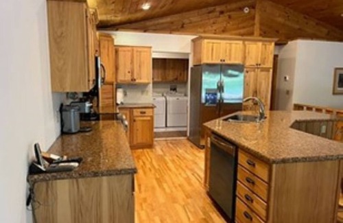 Walker Cabin | Cabin Rental on Ojibway Lake near Park Rapids - accommodates 7