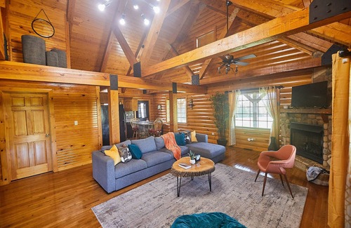 Campbellsville Cabin | Cabin Retreat
