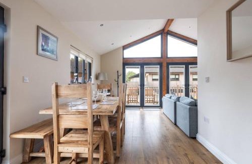 Hallington House | Cabin W Hot Tub, Outdoor Dining In National Park