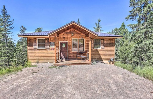 Lead House | Cabin with Deck and Hot Tub, Half Mile to Terry Peak!