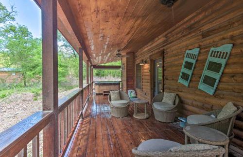 Broken Bow House | Cabin with Hot Tub - Near Broken Bow Lake and Hiking!