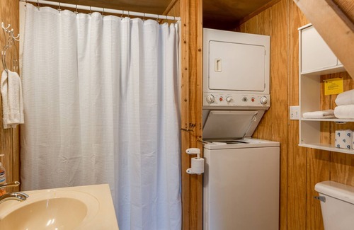 Wildwood Cabin | Cabin with hot tub, spacious deck, washer/dryer, central AC, patio, & deck