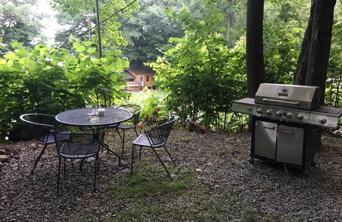 Trumansburg Cabin | Cabin with lake views and beach access!