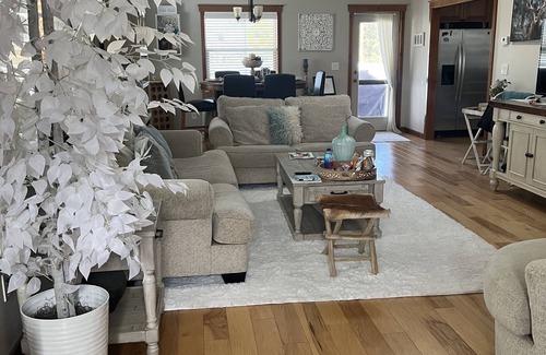 Running Springs Cabin | Cabin with Spa and Arcades 7 mins to Ski Resort
