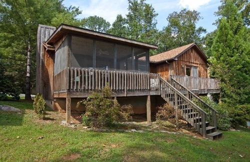 Townsend Cabin | Cabin with wonderful mountain views, 2 BR/2 BA, sleeps 6