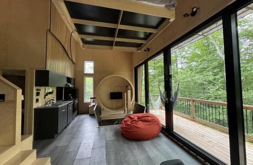 Eastman House | Cabin Zoobox 63