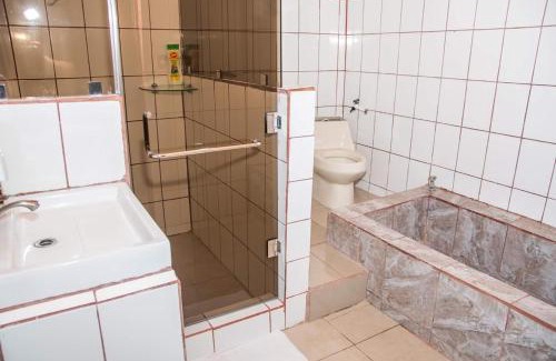 Quepos House | Cabinas Chinchilla