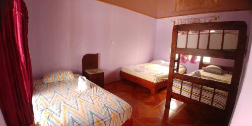 Tortuguero Hotel | Cabinas El Muellecito