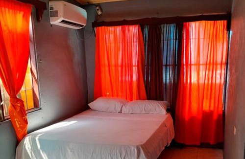 Quepos House | Cabinas Estefan