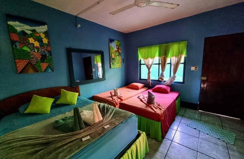 Tortuguero Bed & Breakfast | Cabinas Tortuguero Natural