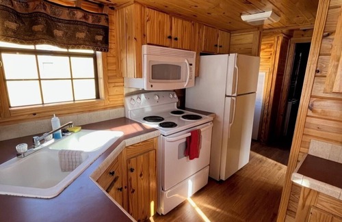 Mammoth Creek Cabin | Cabins by Panguitch Lake: Where Rustic Charm Meets Amazing Fishing!