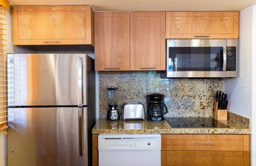 Ampliacion Juarez Condo | Cabo 2BR Medano Beach Family friendly. Swimming, warm breezes and more!