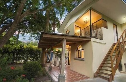 Cabuya Apartment | Cabo Blanco Retreat: Tranquil 1BR for Couples, w/Work Space
