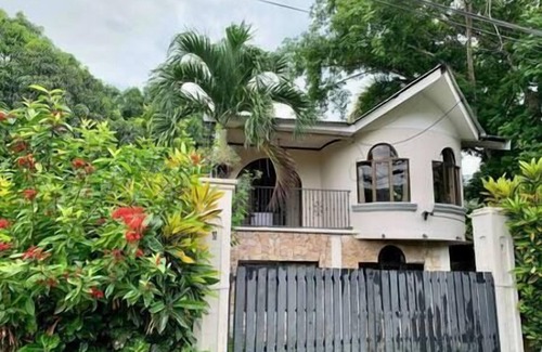 Cabuya Apartment | Cabo Blanco Retreat: Tranquil 1BR for Couples, w/Work Space