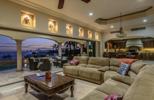 Cabo Bello House | Cabo Hacienda with Private Pool and Rooftop Terrace!