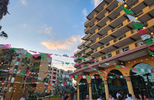 Centro Resort | CABO NEW YEARS ALL INCLUSIVE ON THE BEACH! 2023 DEC 30 - JAN 6