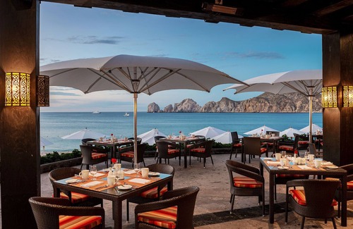 Centro Apartment | Cabo San Lucas for the holidays 2023 on the beach