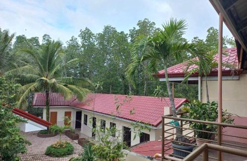 Nueva Valencia House | CABRERA GUEST HOUSE exGREEN BAMBOO GUIMARAS