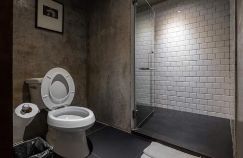 Thanon Phetchaburi Hotel | Cacha Hotel
