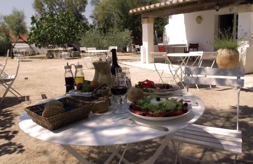 Saintes-Maries-de-la-Mer Hotel | Cacharel