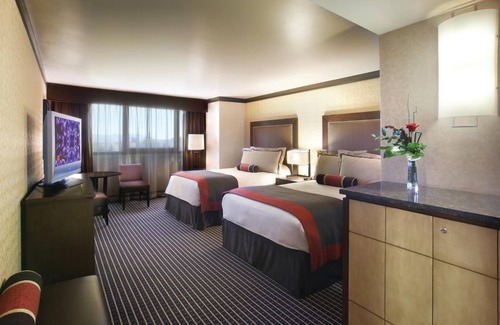 Jackpot Hotel | Cactus Petes Resort Casino & Horseshu Hotel and Casino