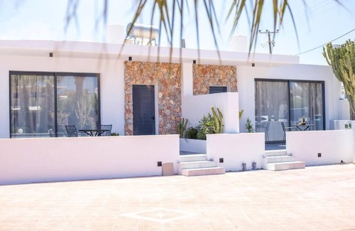 Faliraki Apartment | Cactus Suites