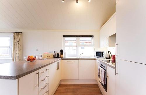 Carnmenellis Resort | Caddys Corner Lodges