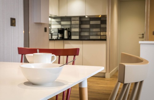 Quartier du Faubourg-Montmartre Apartment | CADET Residence by Collection VESPER