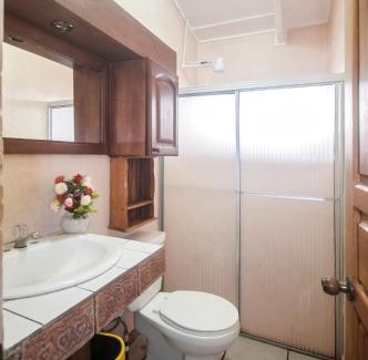 Jaco Hotel | Cadillac Rock Beach Hotel