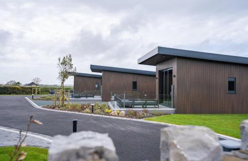 Llangefni House | Cadnant Lodge