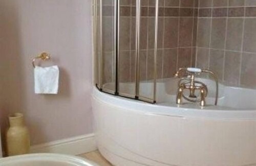 Dyffryn Ardudwy Bed & Breakfast | Cadwgan House Hotel