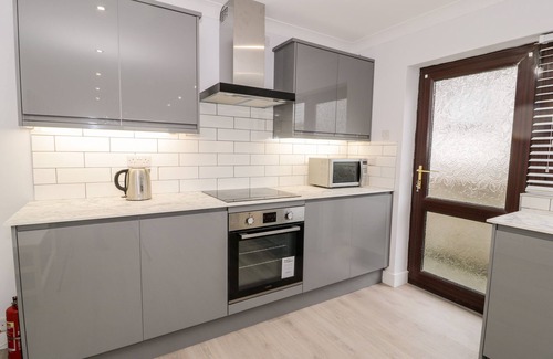 Newborough Cottage | Cae Teg